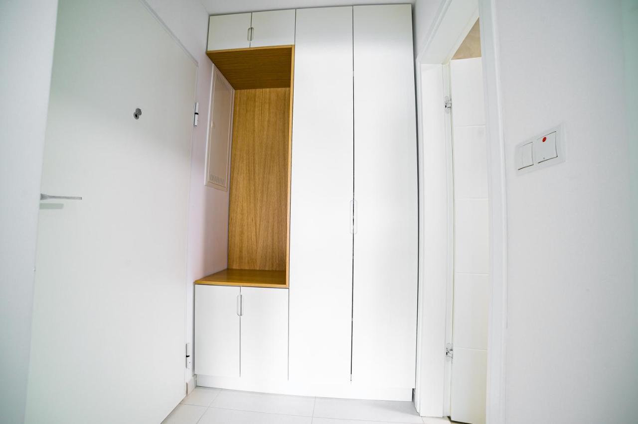 Sun Square Apartments Тузла Екстер'єр фото