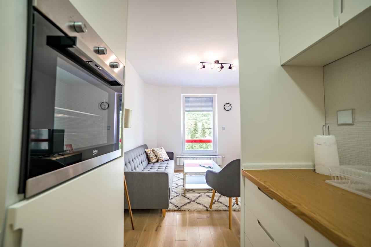 Sun Square Apartments Тузла Екстер'єр фото