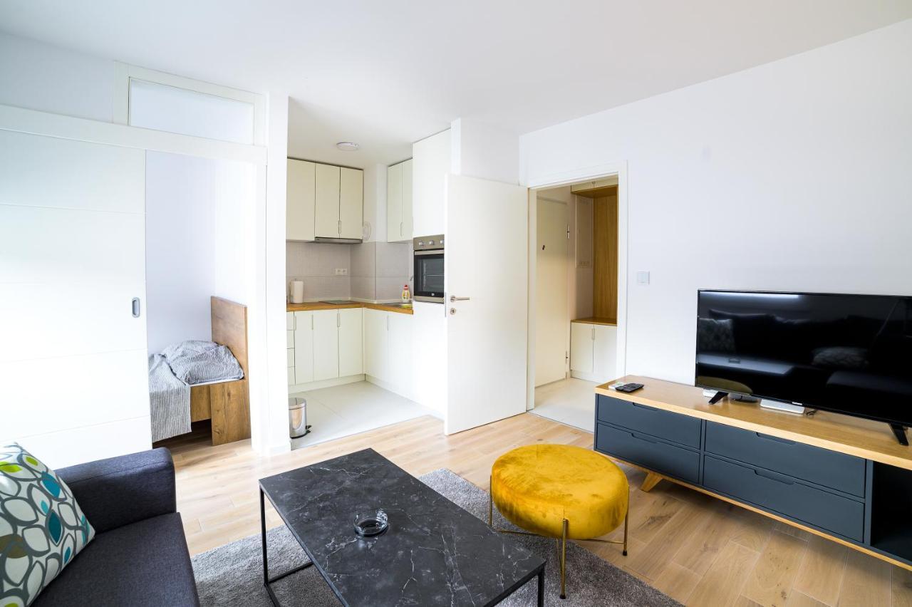 Sun Square Apartments Тузла Екстер'єр фото